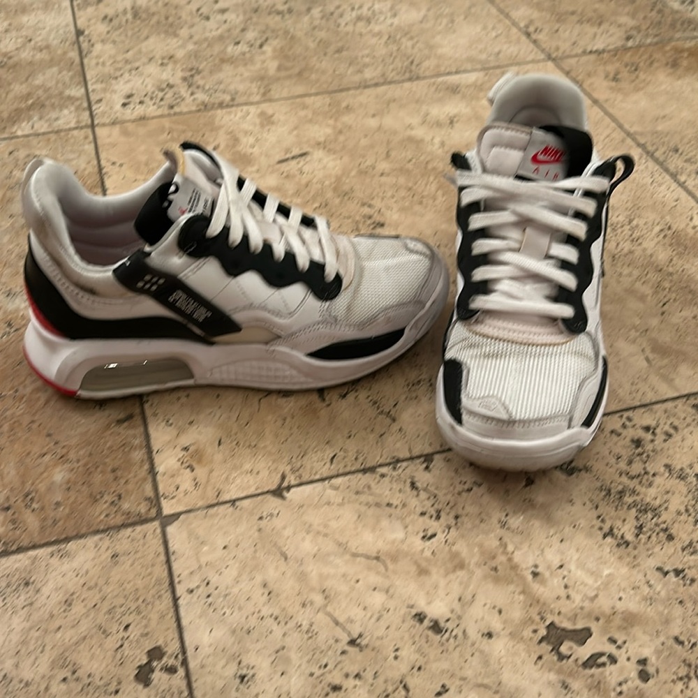 Nike jordans